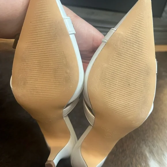 White and Brown Crisscross Heels - Picture 5 of 7